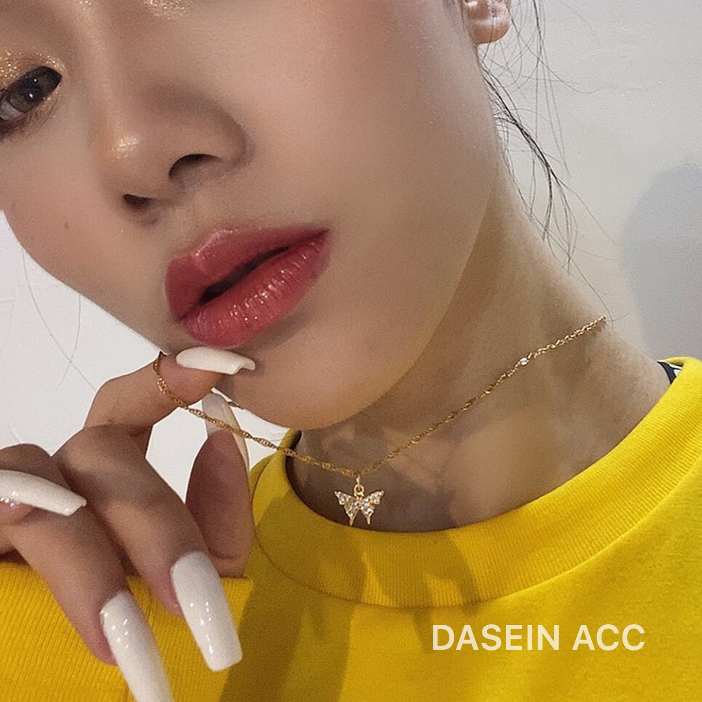 Dasein ACC European and American Fashionable Micro Inlaid Zircon Ins Style Dreamy Butterfly Super Flash Gold-Plated Water Ripple Necklace