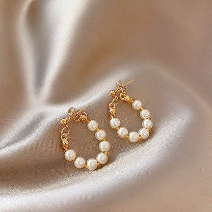 Vintage  Stud  Pearl Earrings